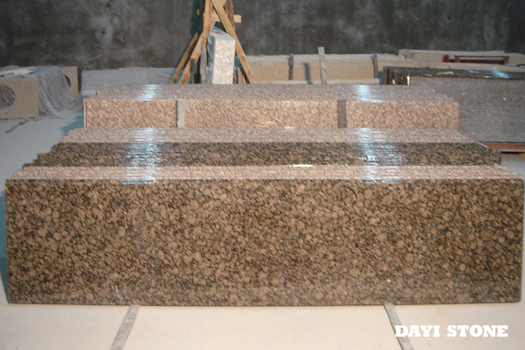 Giallo Fiorito Granite Stone Countertop Polished Laminated edge 96x26 - Dayi Stone